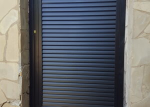 Puerta Entrada Vivienda 1