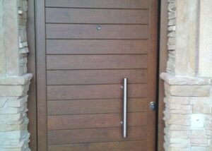 Puerta Entrada Vivienda